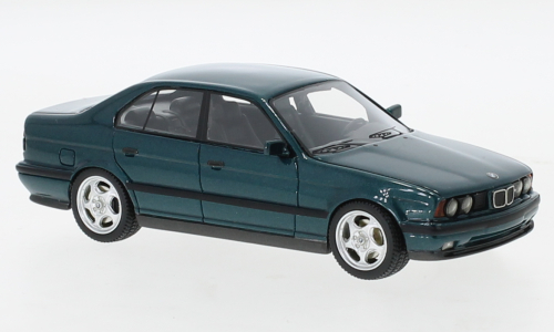 Neo BMW M5 (E34), metallic-dark green 1994, 1:43 | Model Car